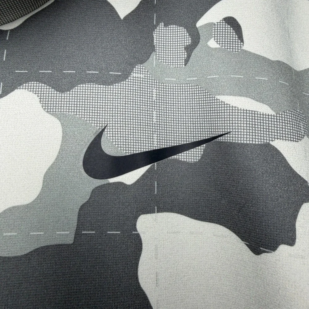 Nike Therma-FIT AOP Camo Hoodie Mens Large Gray White Fleece Pullover DQ4842-073